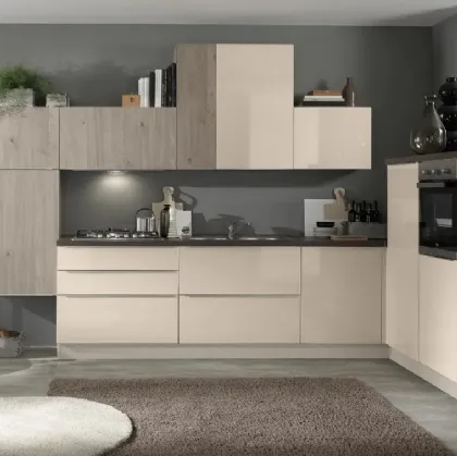 Cucina Mia 05 Sabbia Lucido e Rovere Grigio di Net Cucine